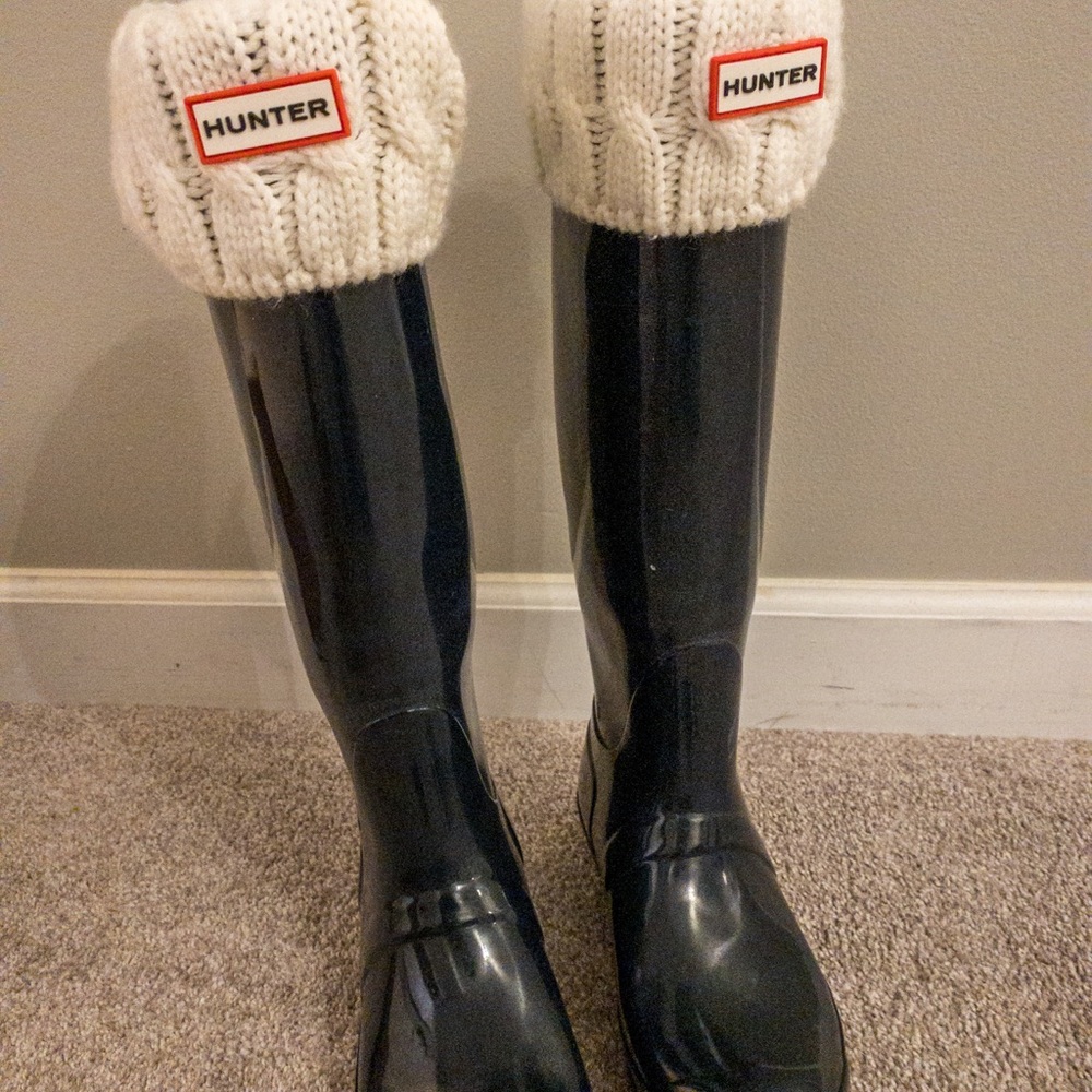 Hunter Women’s original tall gloss rain boots